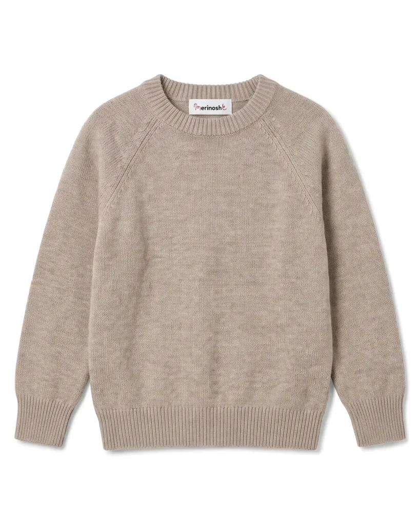Sweter merino męski w kolorze beżowym z okrągłym dekoltem i metką Merinoshe - przód